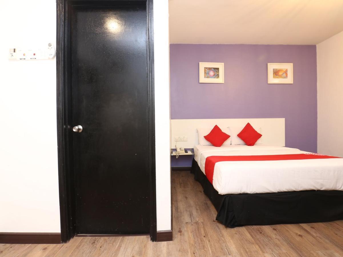 Capital O Ridel Hotel קוטה בארו מראה חיצוני תמונה