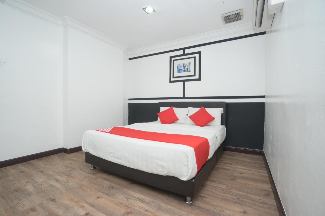 Capital O Ridel Hotel קוטה בארו מראה חיצוני תמונה